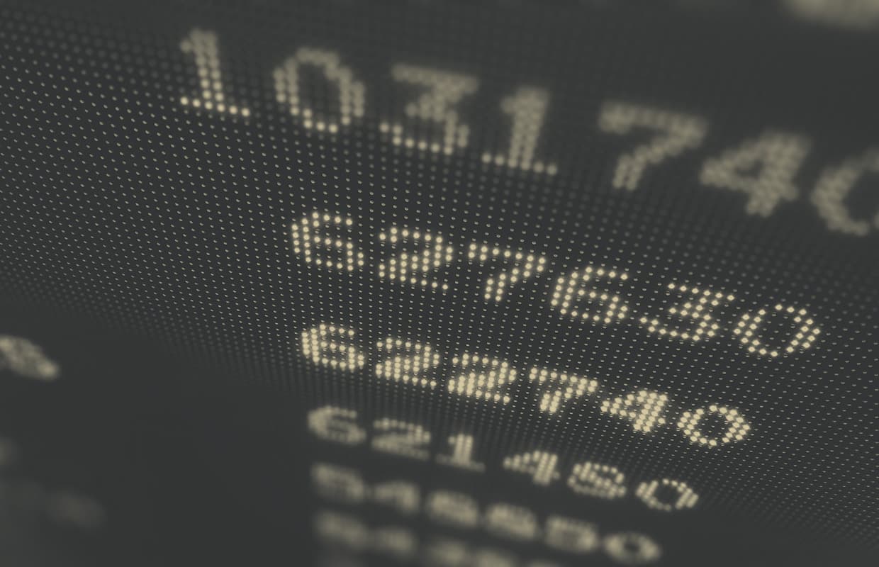 Investing in Volatile Markets: Risk-Strategies for Long-Term Investors
